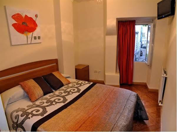 Hostal La Colegiata Vigo Eksteriør billede
